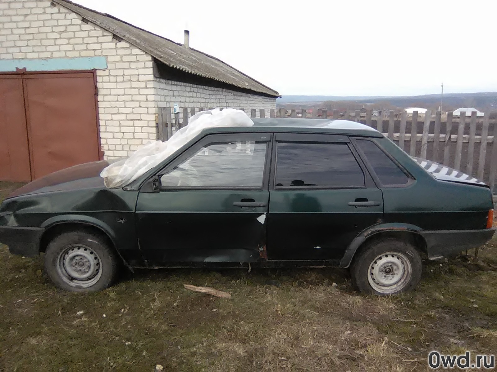 Битый автомобиль LADA (ВАЗ) 21099 (1999) в Карсуне